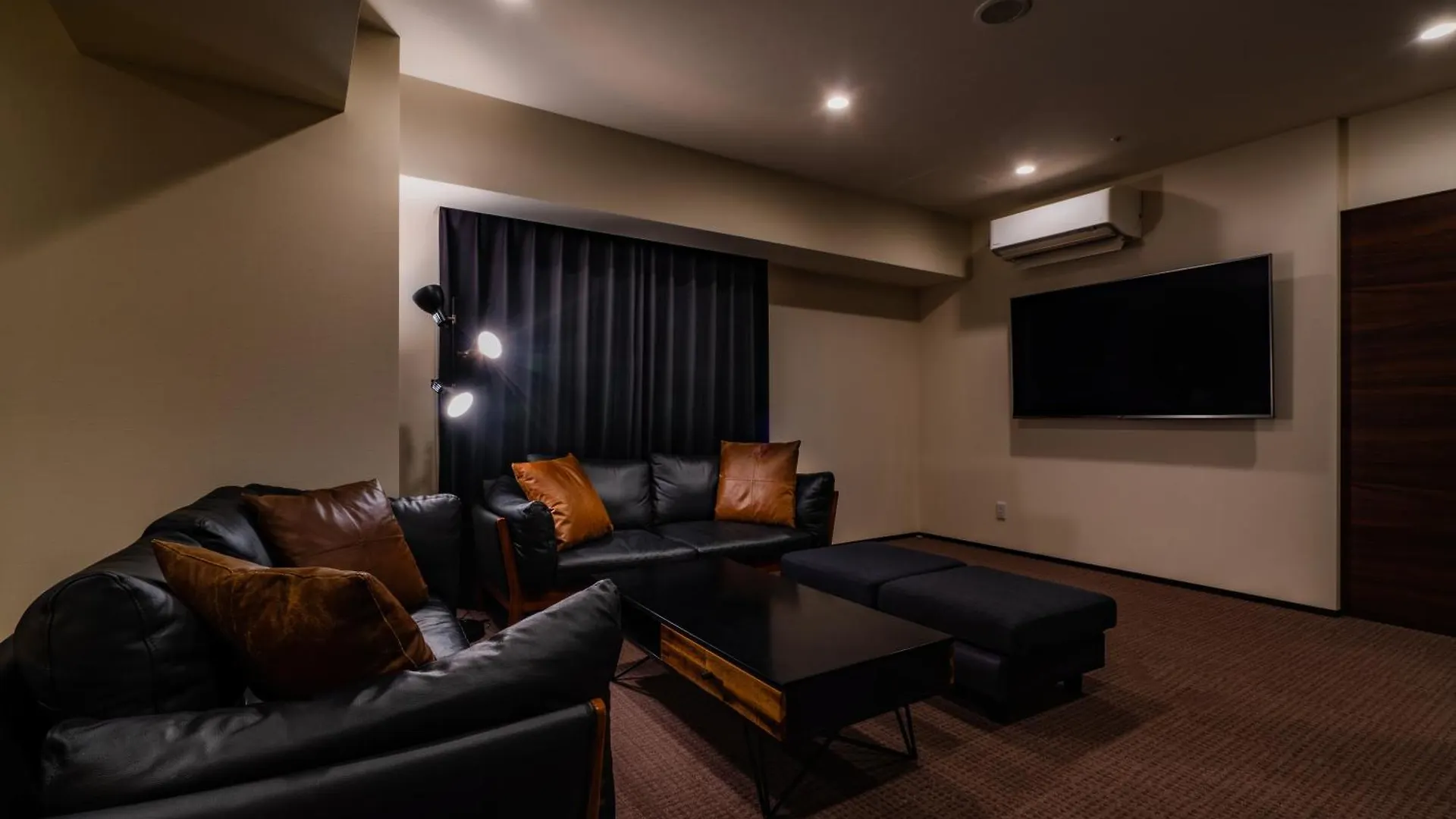 Randor Hotel Sapporo Suites 5*,  Japon