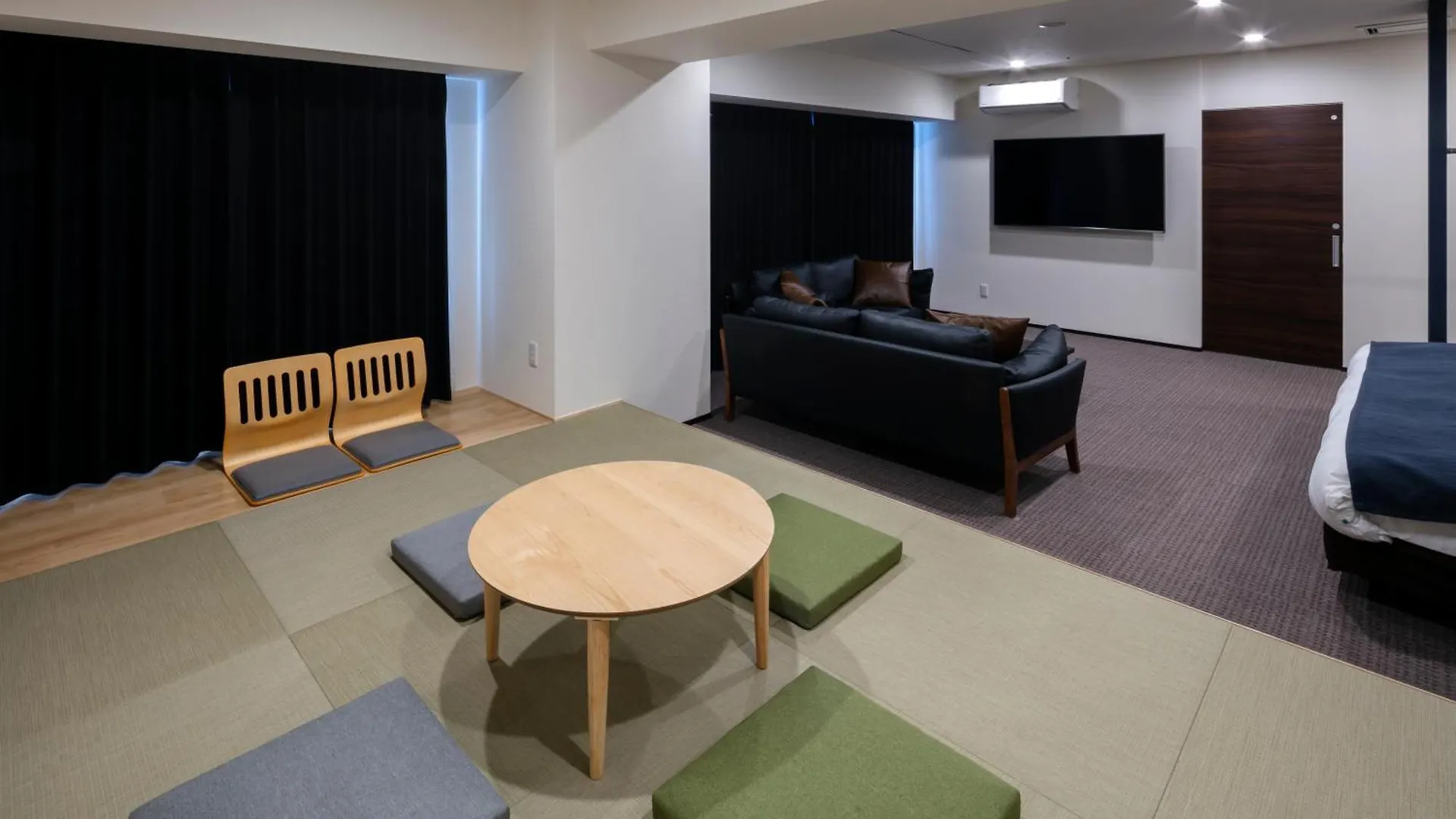 Randor Hotel Sapporo Suites 5*,  Japon